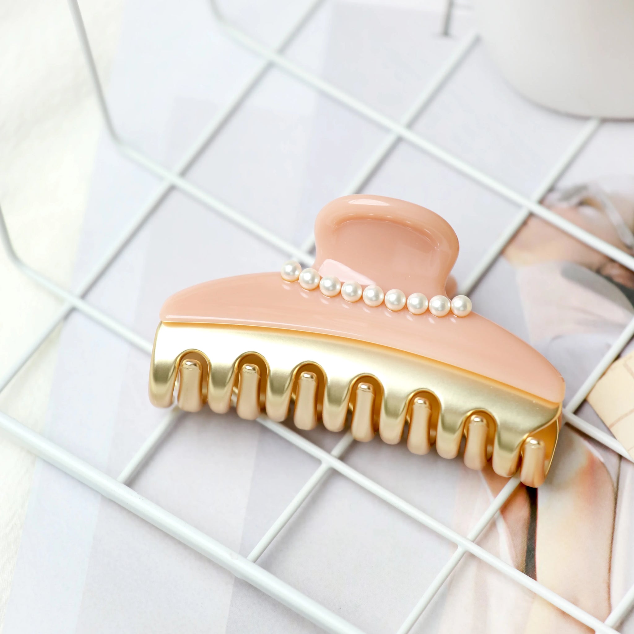 High-End Pearl Hair Claws Acetate & Plastic Women Girls Shark Grip Multifunction Hair Clips with Light Luxury Customized Size