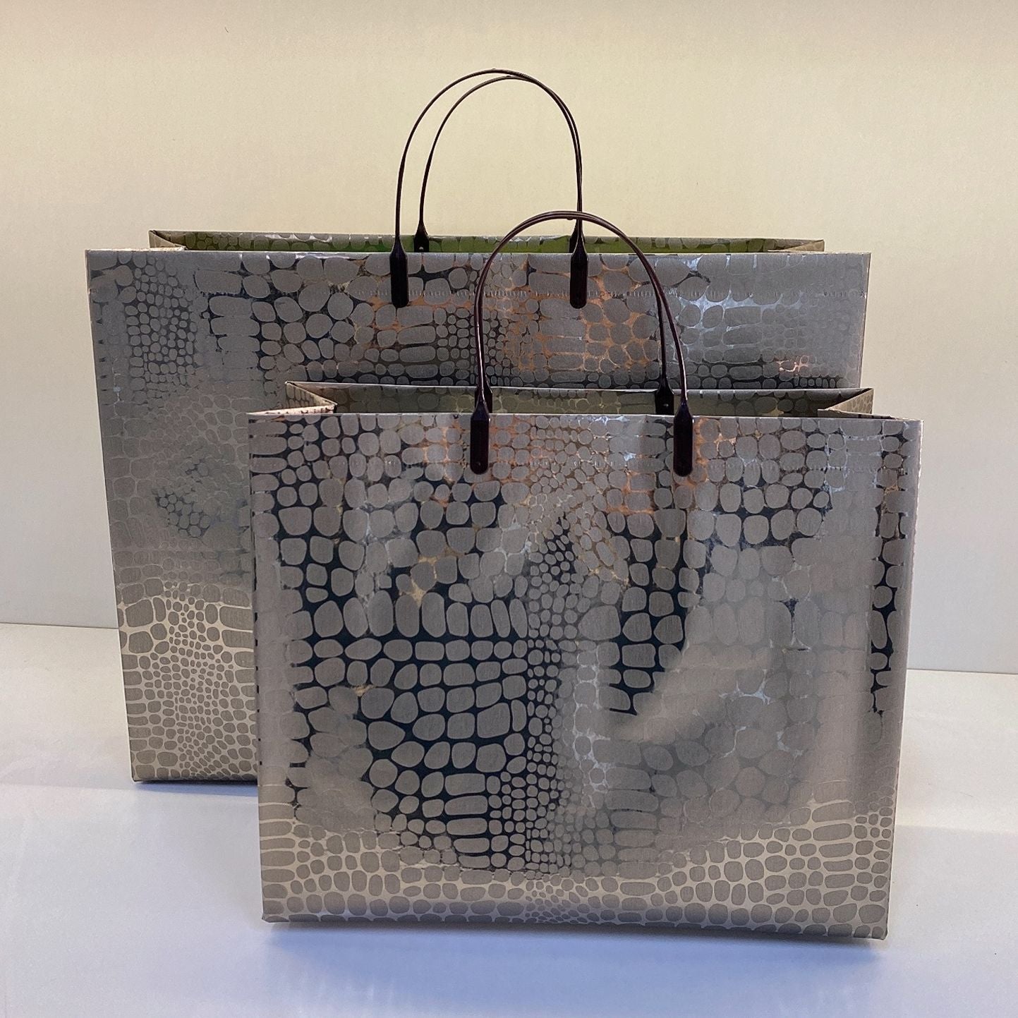 Bolsas de compras de plástico personalizadas con logotipo al por mayor – Embalaje premium grueso para minoristas y regalos