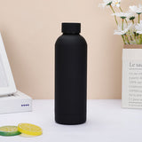 Botella de agua aislada al vacío de acero inoxidable 304 de 17 oz con logotipo personalizado, acabado de goma mate, frasco de viaje de boca estrecha.