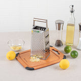 Rallador de queso de cuatro lados Met Lux de acero inoxidable resistente - 4 1/4" x 3 1/4" x 10" - Caja de 1 unidad