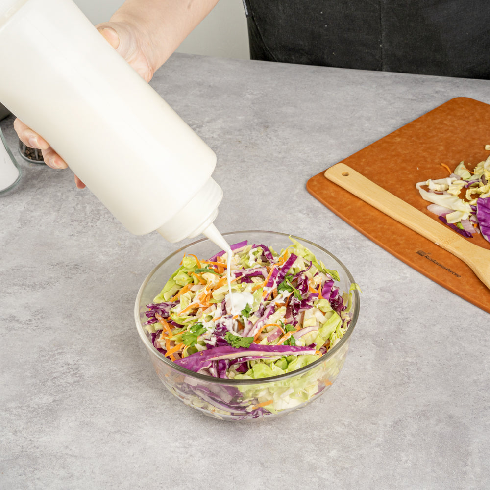 Botella de plástico transparente de 32 oz (primero en entrar, primero en salir), tapa de repuesto, punta de precisión, 9 1/2" x 3 1/2" x 3 1/2" (caja de 1 unidad)