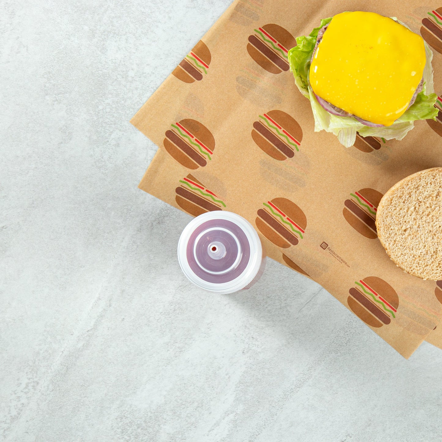 Botella de plástico transparente Sauce Tek de 12 oz - Punta de precisión - 2 1/4" x 2 1/4" x 8" - Caja de 1 unidad