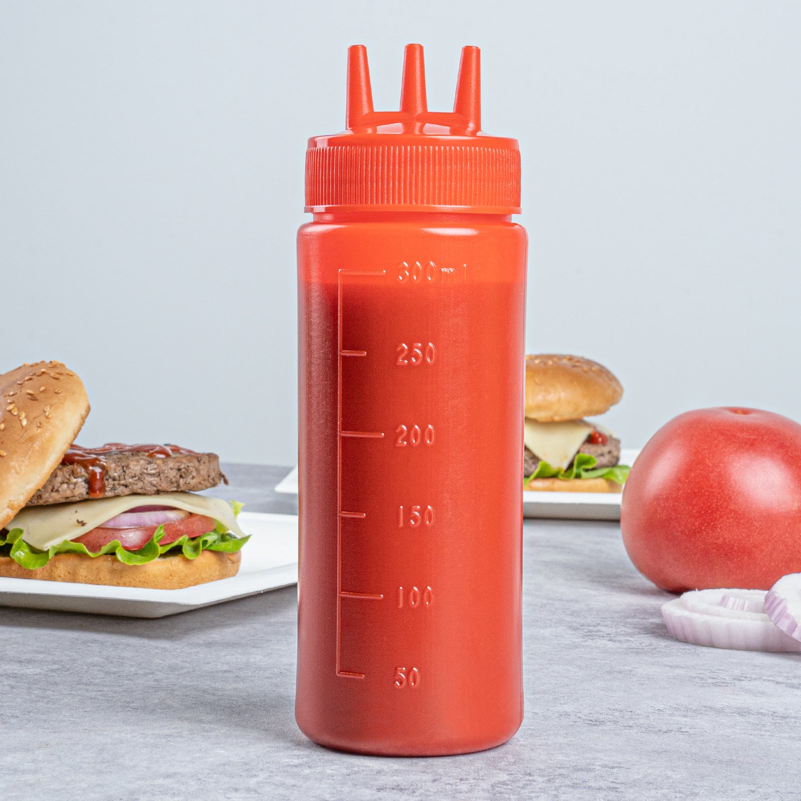 Botella de plástico para ketchup Sauce Tek de 12 oz, color rojo, con punta de triple dispersión, caja de 6 unidades