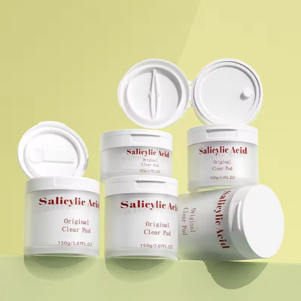 Crema desmaquillante blanca con logotipo personalizado, 50 g, 100 g, 150 g, manteca corporal, tarro de plástico, contenedor para cosméticos con cucharas y pinzas.