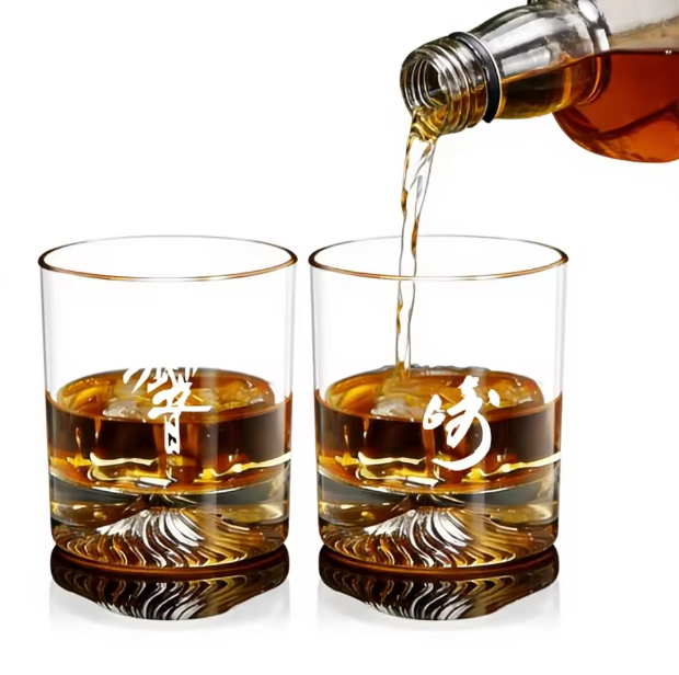 Copas de cóctel de cristal redondas y pesadas, personalizadas, de estilo antiguo, para fiestas en bares de vinos. 