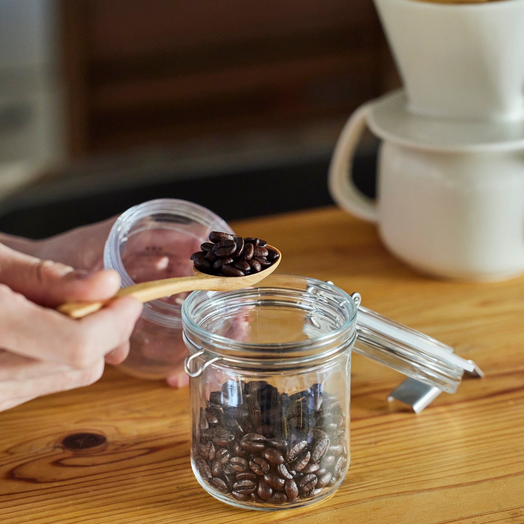 Tarro de vidrio para almacenar refrescos